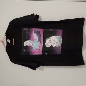 Alice in Wonderland black short sleeve  graphic tee Lg. Disney WDW Cheshire Cat